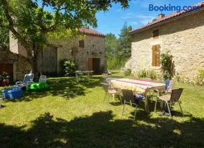 Maison charmante à Les Junies avec vue sur jardin - Image 4