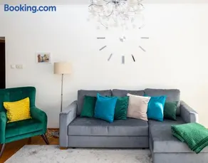 Rossalini Apartment With FREE Parking - Image 3