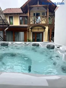 Real home 1 - Image 1