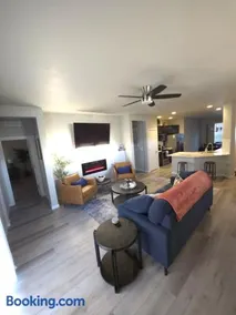 StarLuxe Stay and Play - Image 1