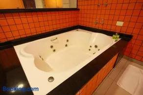 Luna Motel - Image 3