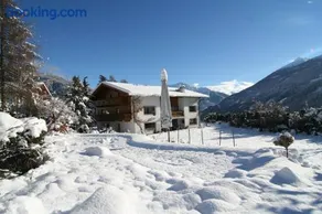 Bronte Haus - Image 2