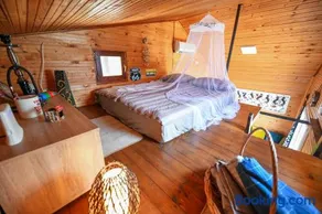 Sagando - Floating house on Sava river - Image 1
