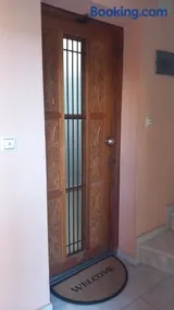 Cozy & Spacious Apartment Walk to Vathy Center - Image 2