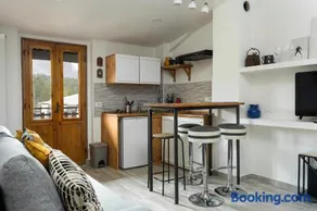 Magnolia Loft - Ovindoli Ski & Mountain Retreat by RHR - Image 1