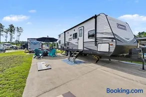 Your Glamping Escape Awaits 5 miles from the Beach - Image 5