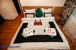 Mony Apartaments - Image 1