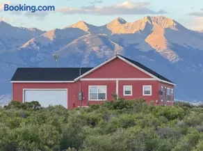 Base Camp Ranch House - Image 5