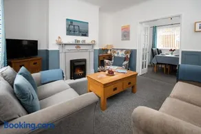 A Bolt Hole by the beach in Northumberland - Image 3