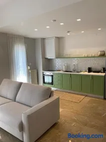 Theta Θ2 Luxury Apartment's - Image 1