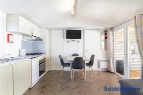 Bungalow - Image 2