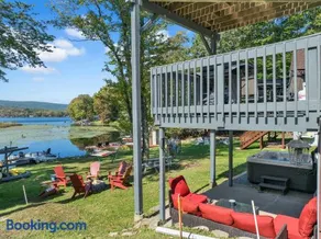 Lakefront, Hot Tub, Dock, Kayaks, Amazing Views - Image 5