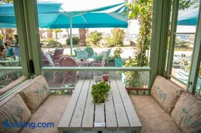 Kortan Hotel - Image 2