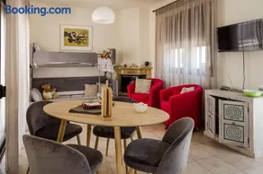 The Corner House at Gennadi Court - Image 1