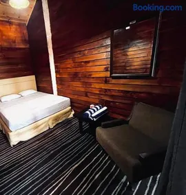 Lucky Sea Beach Hotel - Image 2