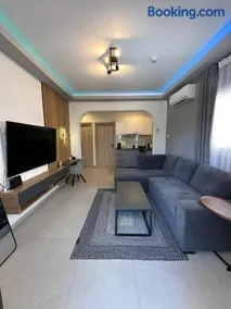 BelAir Luxury Living - 'The One Villa' - Image 1