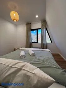 Skyframe Cabin - Image 1