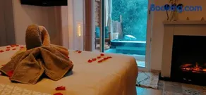 Magnifique cottage haut de gamme avec jacuzzi l'attrape rêve - Image 3