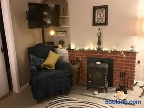 Lynn Cottage - Image 3