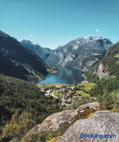 Apartment Hygge - in the heart of Geiranger - Image 1