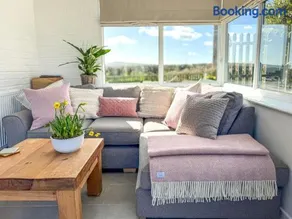 2 Bed in St Helens oc-76608 - Image 2