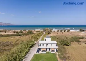SEA BREEZE APARTMENTS - Image 1