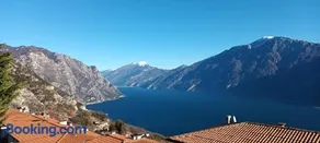 Casa Edvige Balcony Lake view - Image 1