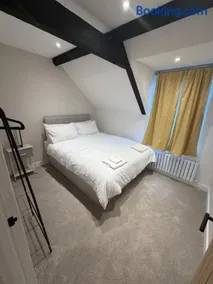 Windsor Flat 90C - Image 2