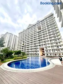 Angels Place The Atherton, Manila Condo Near Airport - Image 1