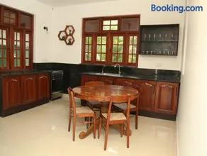 Villa Mango Tree - Hotel in Panadura - Image 3