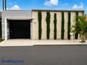 Espaço Domus lazer com piscina e churrasqueira em Arapongas - Image 2
