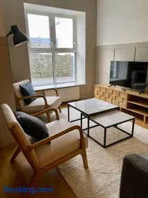 The Old Shop Apartment - Image 1