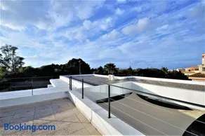 Great House For Families - Image 2