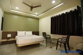 Hotel Pride Executive - Image 5