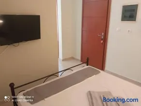 Vasilis Travlos apartment - Image 2