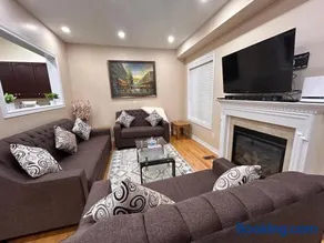Avid vacation palace in Castlemore , Brampton - Image 2