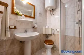 Villa Lastavica pod Ruzon, two beautiful villas in the heart of Istria - Image 5