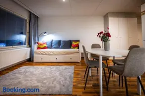 Cozy two-room apartment with sauna and balcony - Image 3