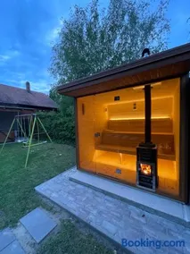 Vadszőlő Apartman - Image 1
