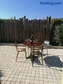 Charmant T1 calme et reposant - Image 2