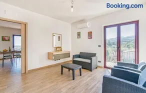 Badolato Apartments - Image 2