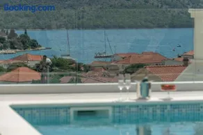 Apartments Villa Jelena - Image 2