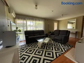Canberra Hospital Locum Welcome Entire Family Home - Image 1