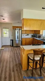 Mountain Bliss Ranch - Hot tub and River Trails - Image 4