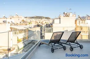 Penthouse with views close to Monastiraki metro - Image 1