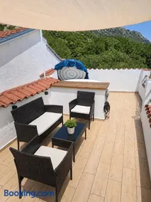 Sky Terrace retreat - Image 3