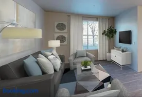 LALA House -1Br with Free Parking, Pool, Laundry - Image 1