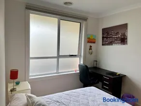 Your homestay in Melbourne in a quite and resourceful suburb - Image 1