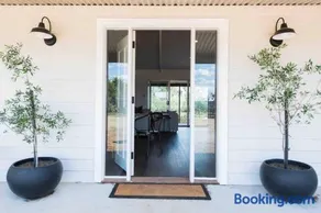 The Bungalow Cottage - Image 3