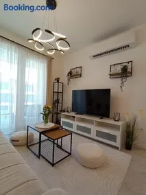 Szemesbay Serenity Apartman - Image 4